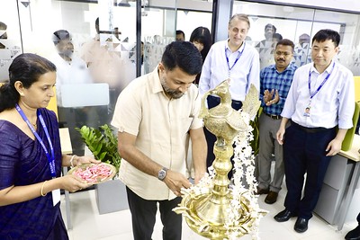 Col Sanjeev Nair (Retd) lighting the inaugural lamp.